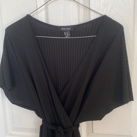 New Look Wide-Legged Jumpsuit - Picture 2 of 3